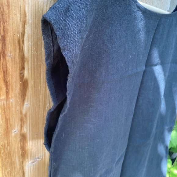 Black linen sashiko stitch tunic dress with pockets - handmade by Zoe Loomis - Picture 9 of 16